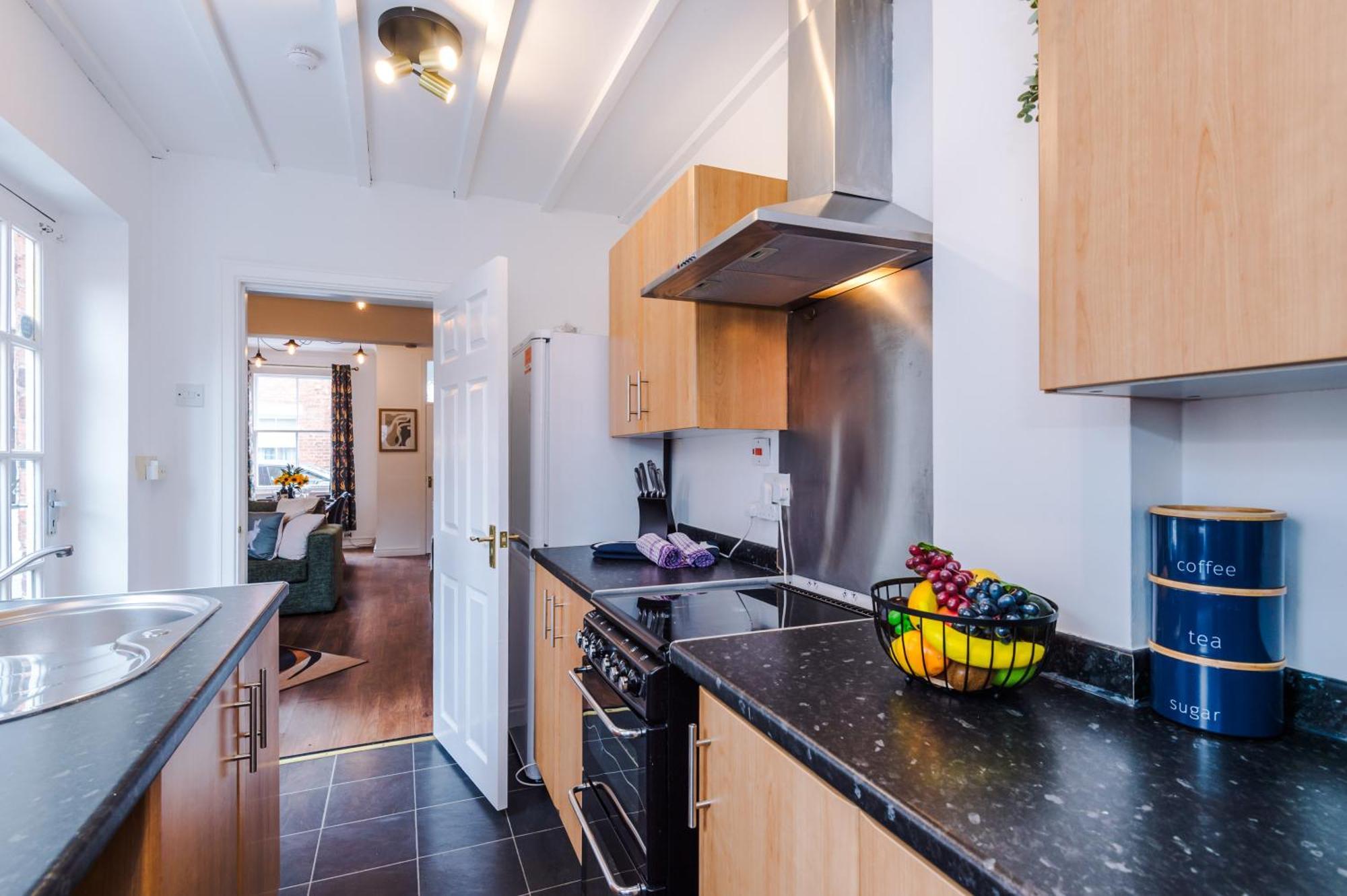 New! Stunning 2-Bed City-Centre Home In Chester By 53 Degrees Property - Ideal For Couples & Groups - Sleeps 6! Екстериор снимка